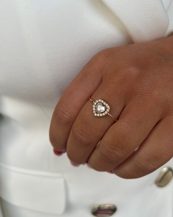 Anel ajustável coração em dourado