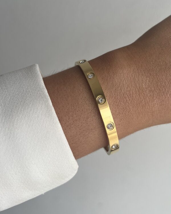 Bracelete com brilhantes dourada