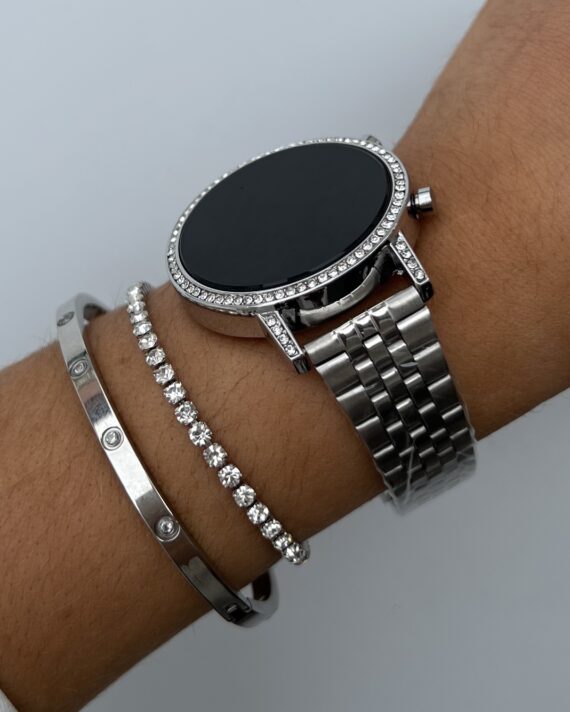 Relógio digital prateado