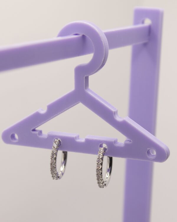 Argolas redondas em prateado