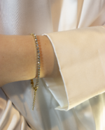 Pulseira brilhantes em dourado