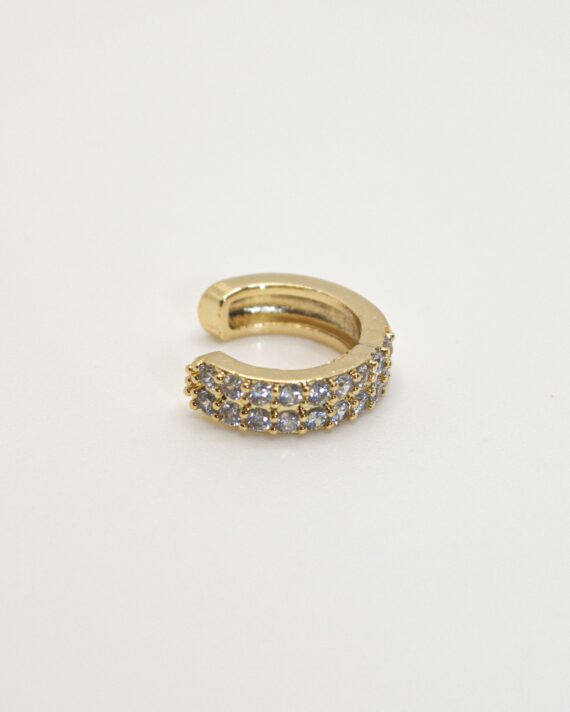 Earcuff com brilhantes em dourado