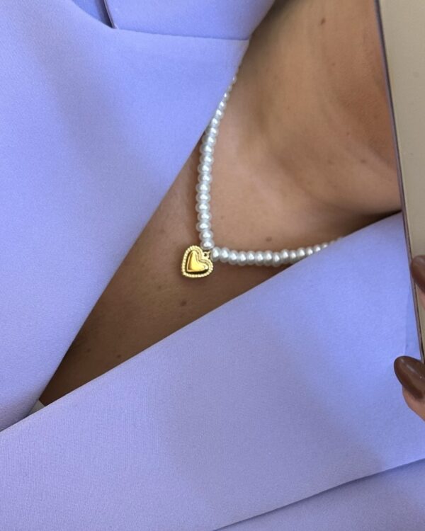 Colar pérolas com coração