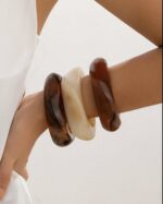 Braceletes castanha ou beje (valor inclui duas unidades)