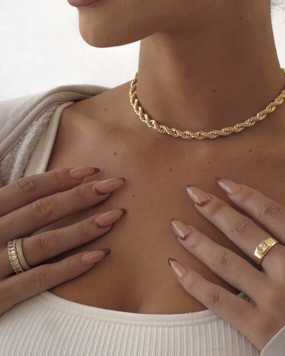 Gargantilha malha torcida