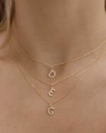 Colar letra (indique a letra que pretende nas observações)