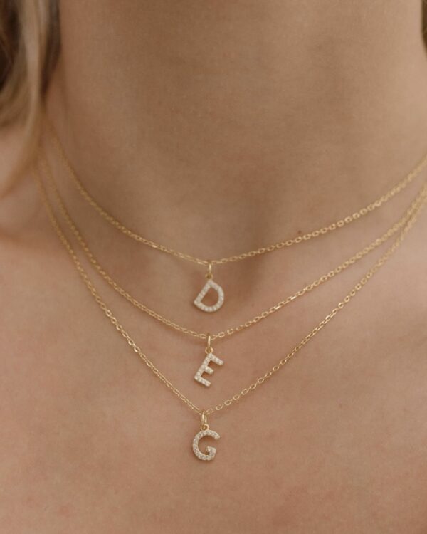 Colar letra (indique a letra que pretende nas observações)