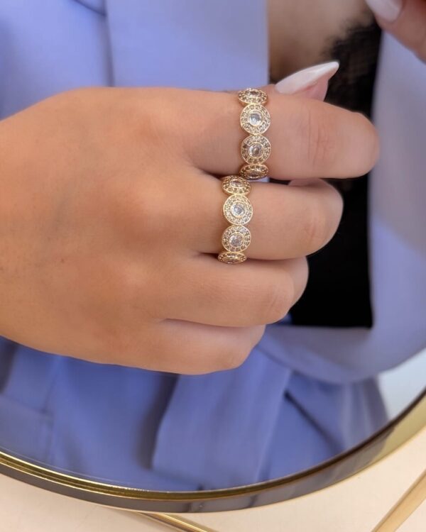 Anel inspiração em dourado e prateado